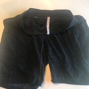 Lulu Lemon men’s XL shorts like new